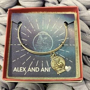 NWT Alex & Ani 2018 Snow Globe Reindeer Bracelet